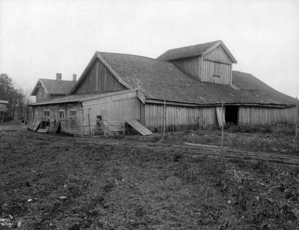 Arklåven på Voldsløkka. År: 1915. Fotograf: Anders Beer Wilse. Norsk Folkemuseum.