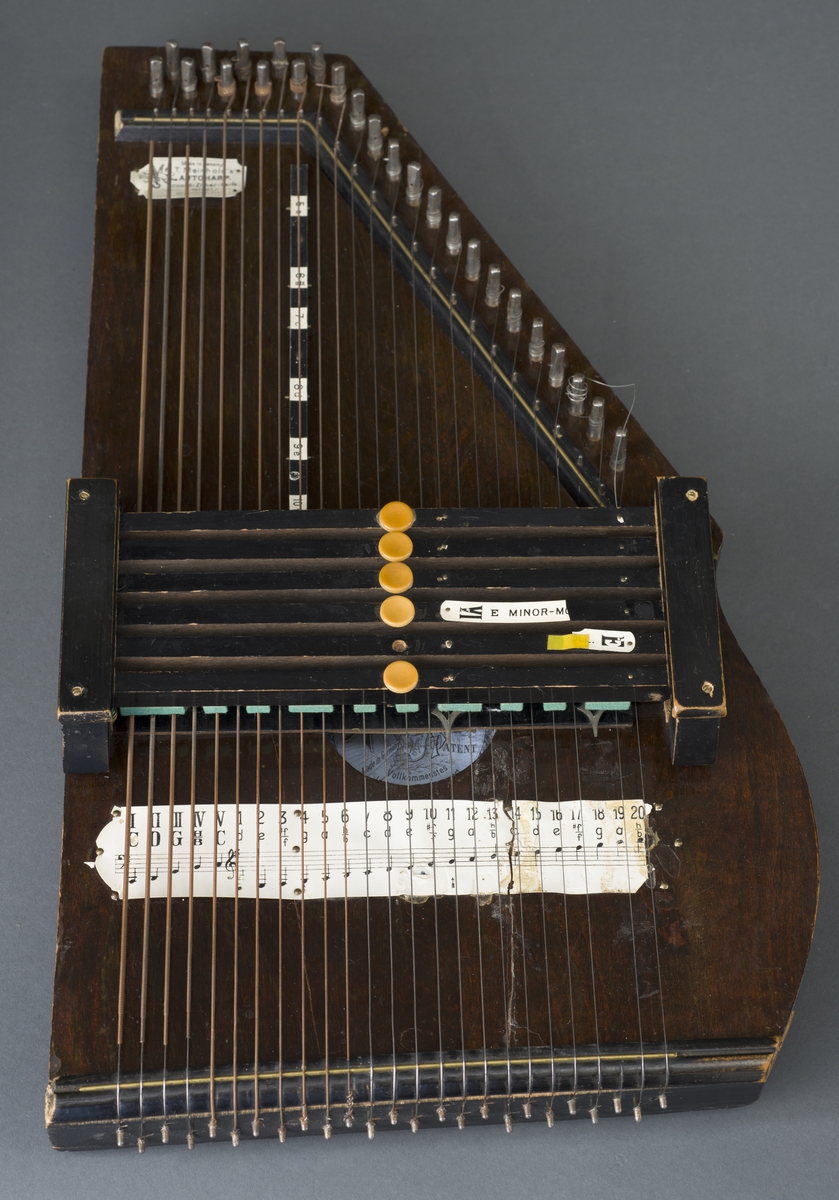 Autoharpe Rockheim / DigitaltMuseum