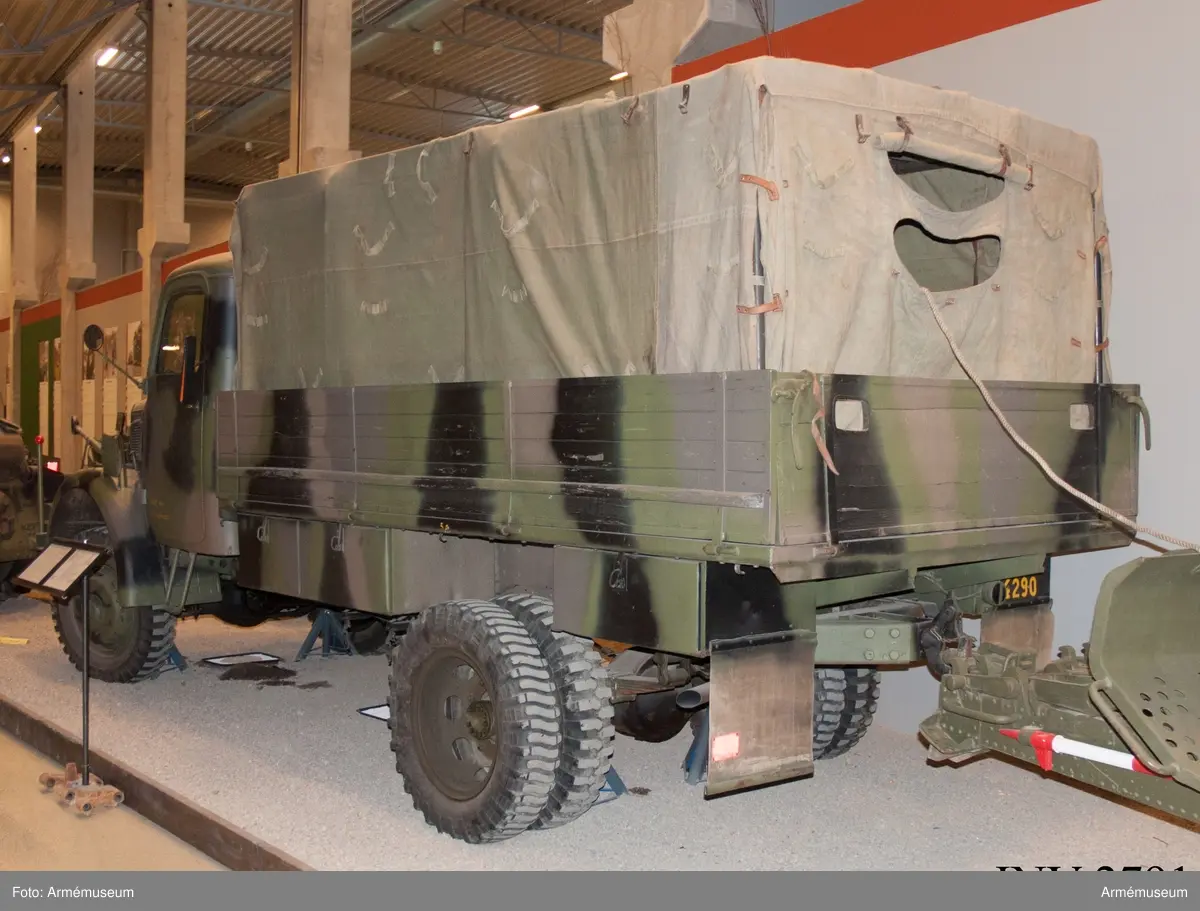 Terrängbil m/1942 M Armémuseum / DigitaltMuseum