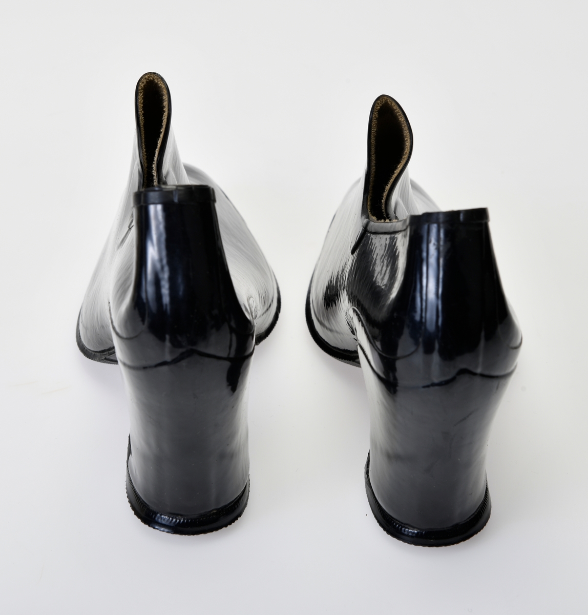 Kalosjer - Sverresborg Trøndelag Folkemuseum / DigitaltMuseum